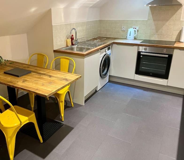 Vennel Street Apartments Stewarton Екстер'єр фото
